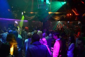 Discotecas en Madrid para mayores de 50 años